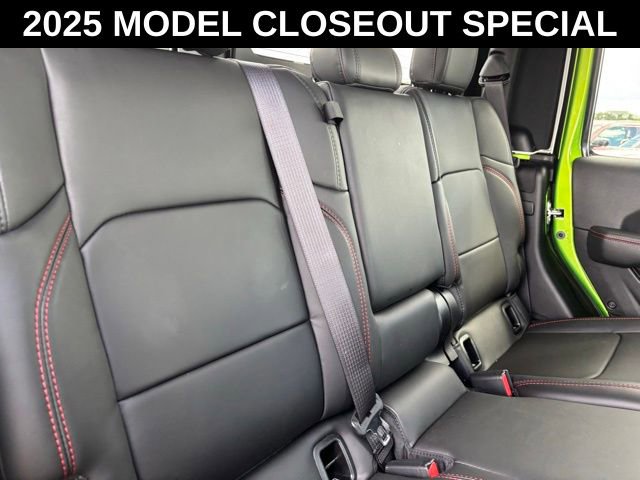 New 2025 Jeep Gladiator Rubicon AWD/4WD image 21