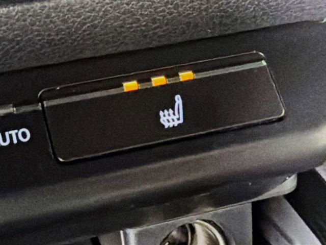 Used 2020 Lexus UX 250h F Sport w/ F Sport Premium Package image 21