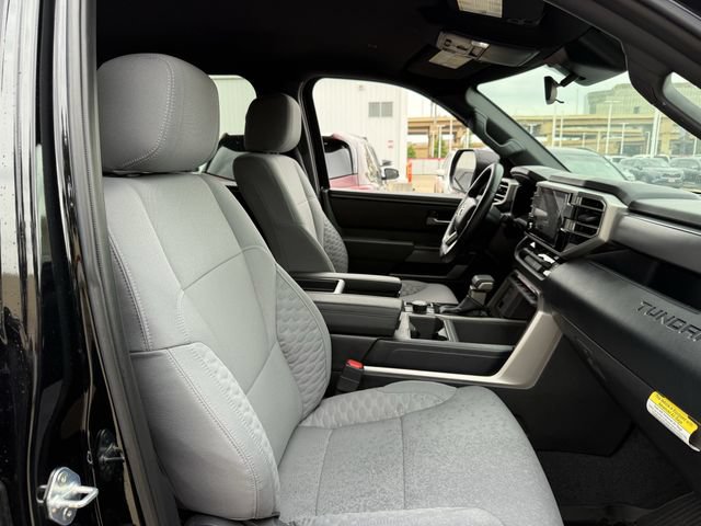 Used 2025 Toyota Tundra SR5 AWD/4WD image 30