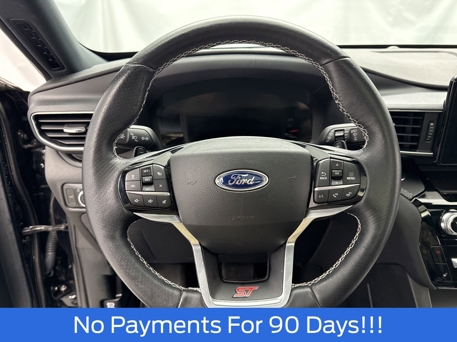 Used 2023 Ford Explorer ST image 16