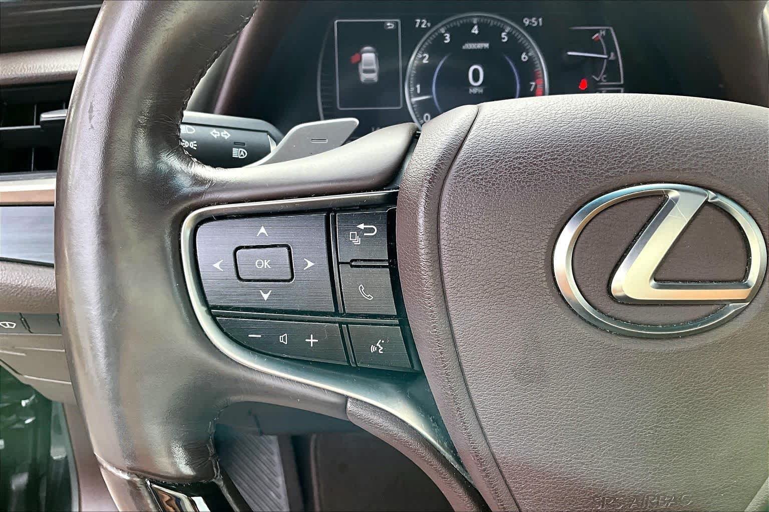 Used 2019 Lexus ES 350 Ultra Luxury w/ Accessory Package 2 FWD image 24