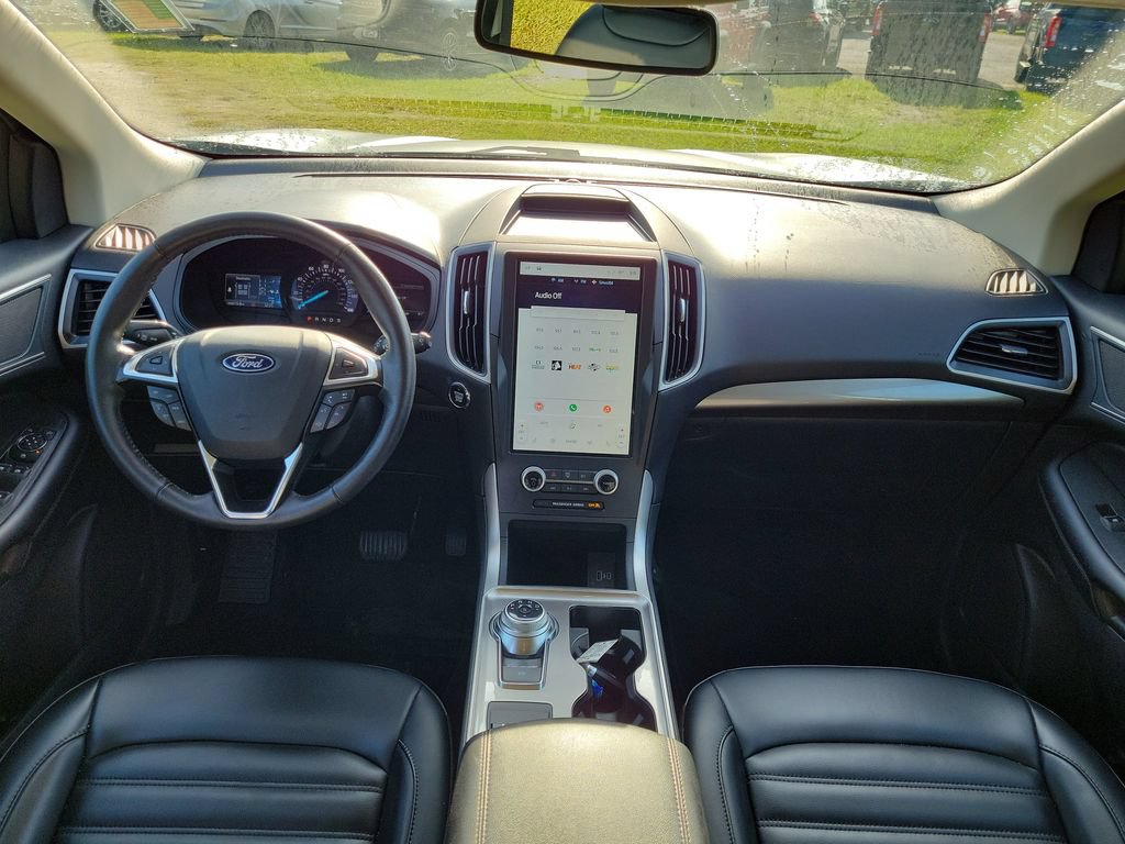 Used 2024 Ford Edge SEL AWD/4WD image 13