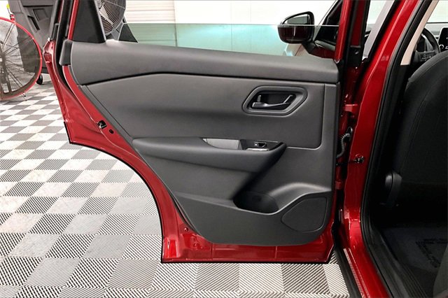 New 2026 Nissan Rogue S image 27