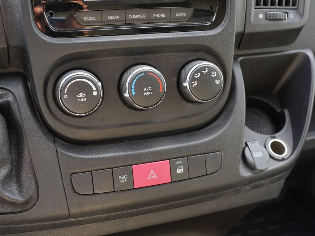 Used 2016 RAM ProMaster 1500 FWD image 25