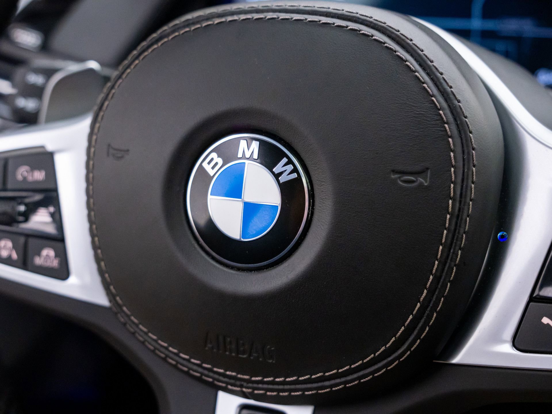 Certified 2023 BMW X5 M50i w/ Executive Package image 29