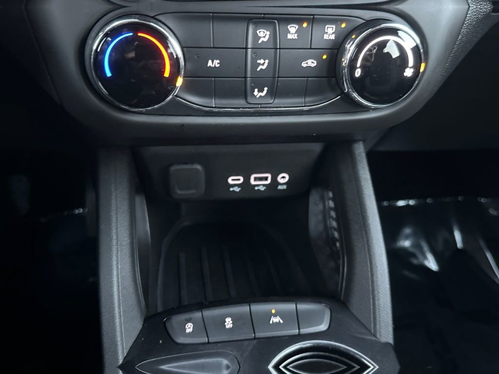 Used 2021 Chevrolet TrailBlazer LS image 16