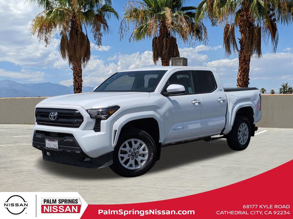 Used 2025 Toyota Tacoma SR5 AWD/4WD image 1