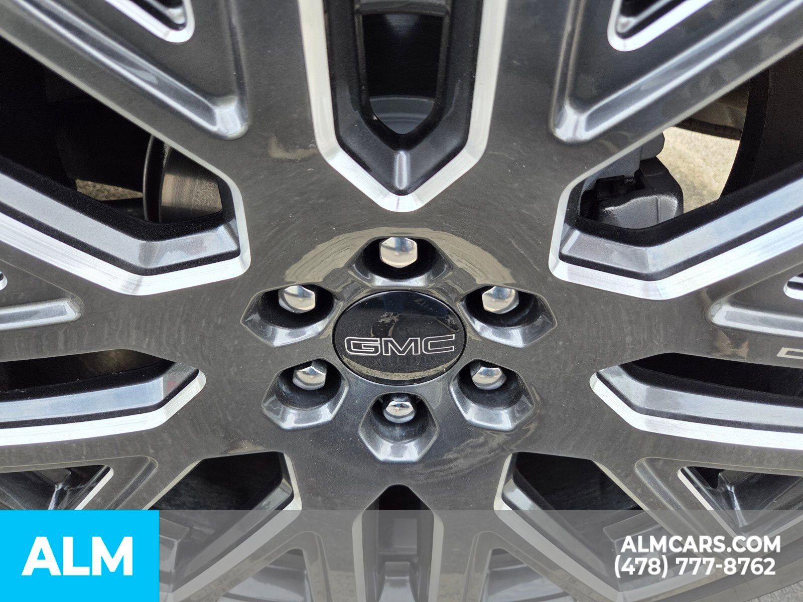 Used 2026 GMC Yukon Denali Ultimate image 17