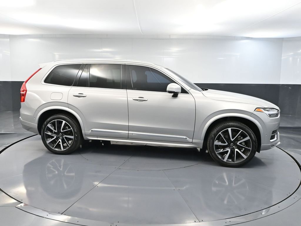 Used 2024 Volvo XC90 B5 Plus image 4