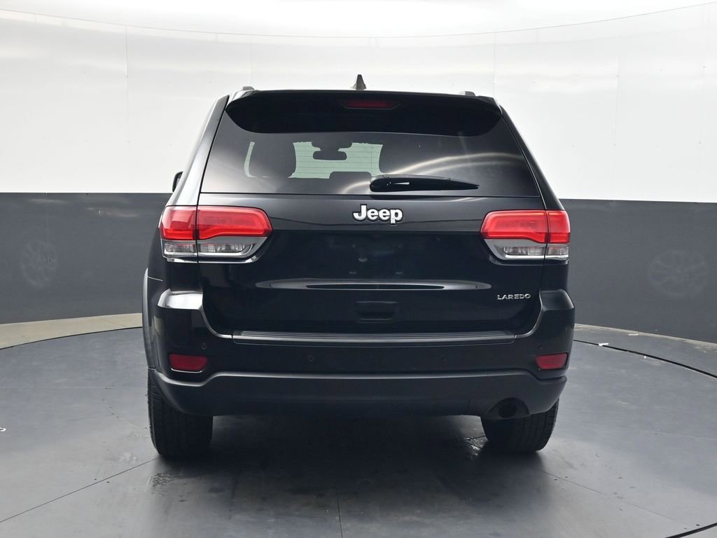 Used 2019 Jeep Grand Cherokee Laredo RWD image 5