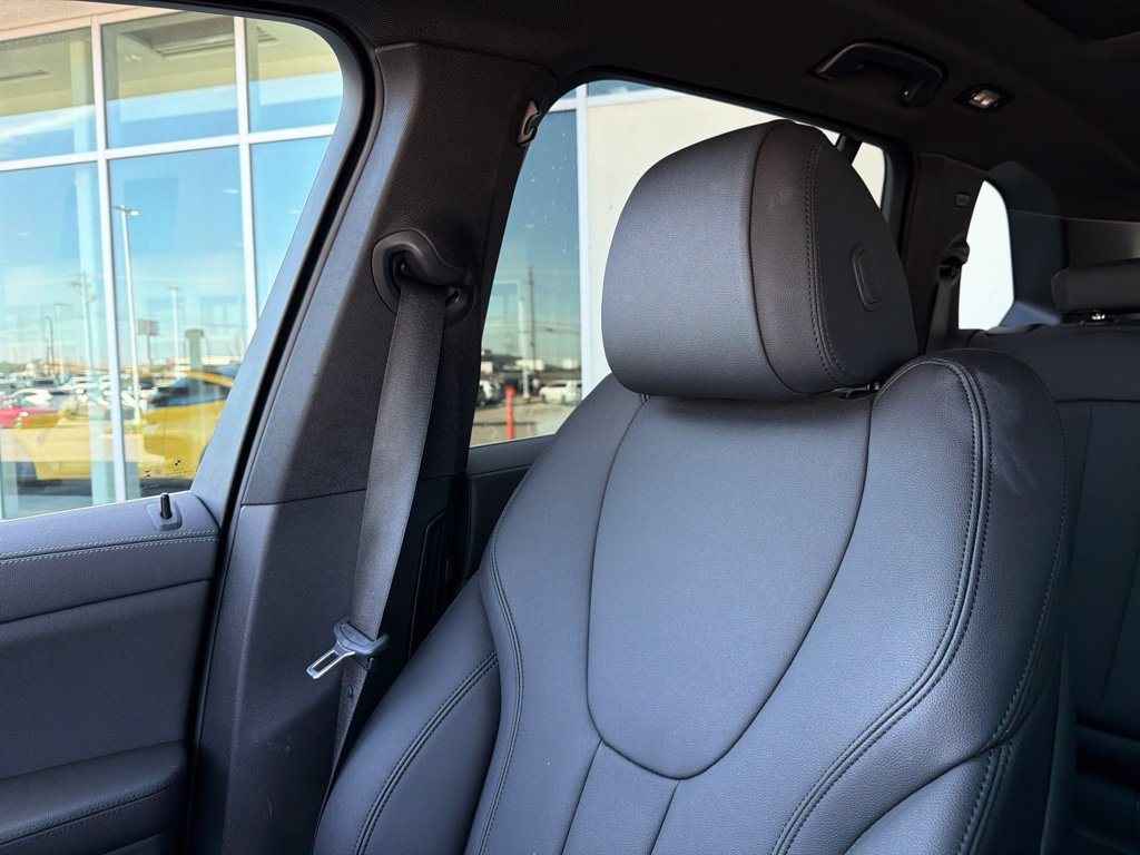 Used 2022 BMW X5 sDrive40i w/ Parking Assistance Package RWD image 24
