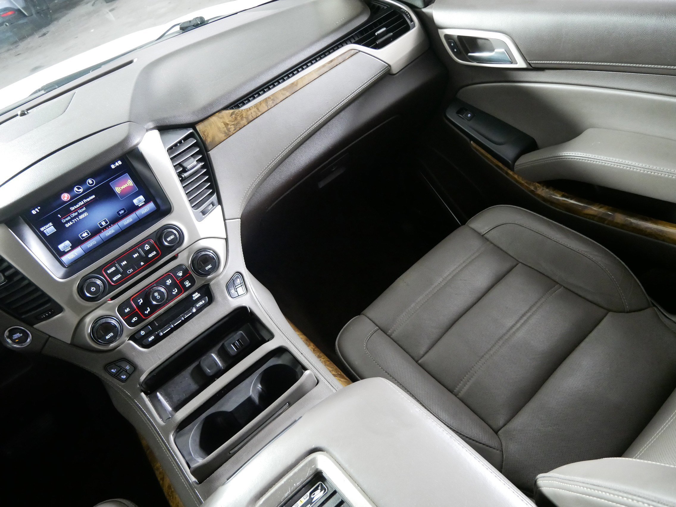 Used 2015 GMC Yukon Denali w/ Open Road Package image 11