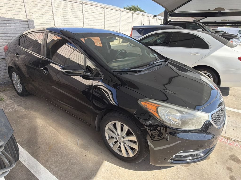 Used 2016 Kia Forte LX w/ LX Popular Plus Package FWD image 2