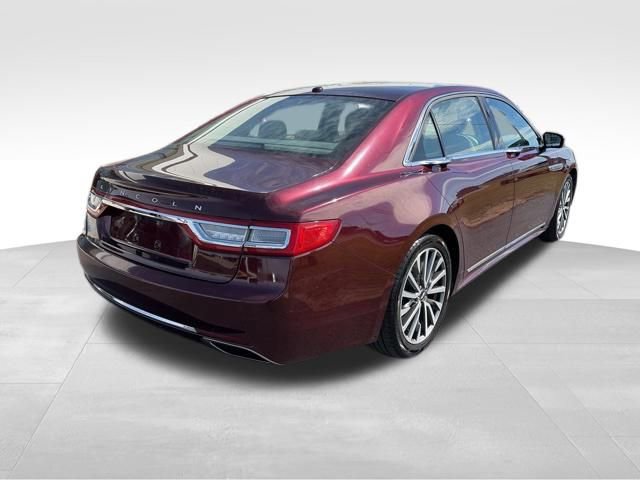 Used 2017 Lincoln Continental Select image 5