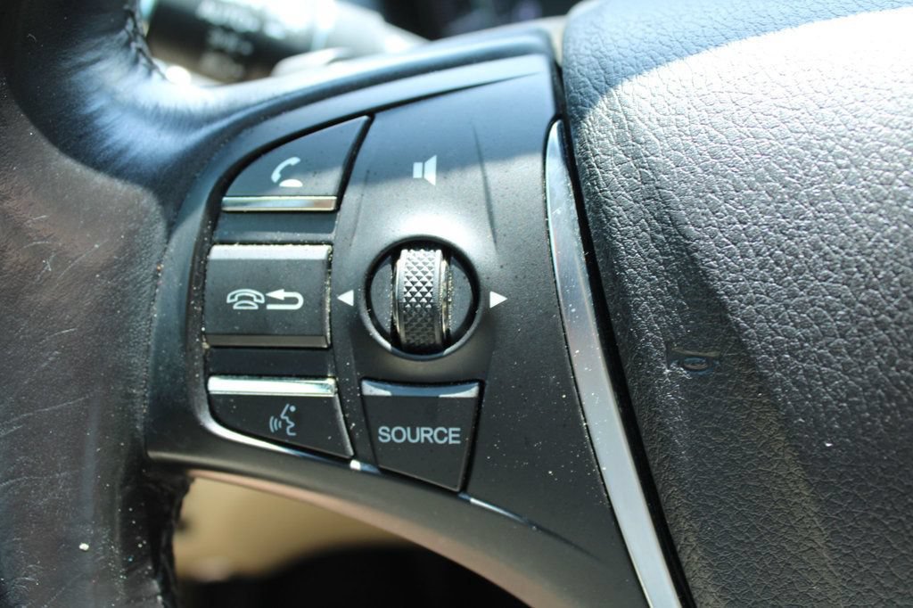 Used 2017 Acura TLX FWD image 25