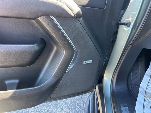 Used 2023 Chevrolet Suburban Premier image 14