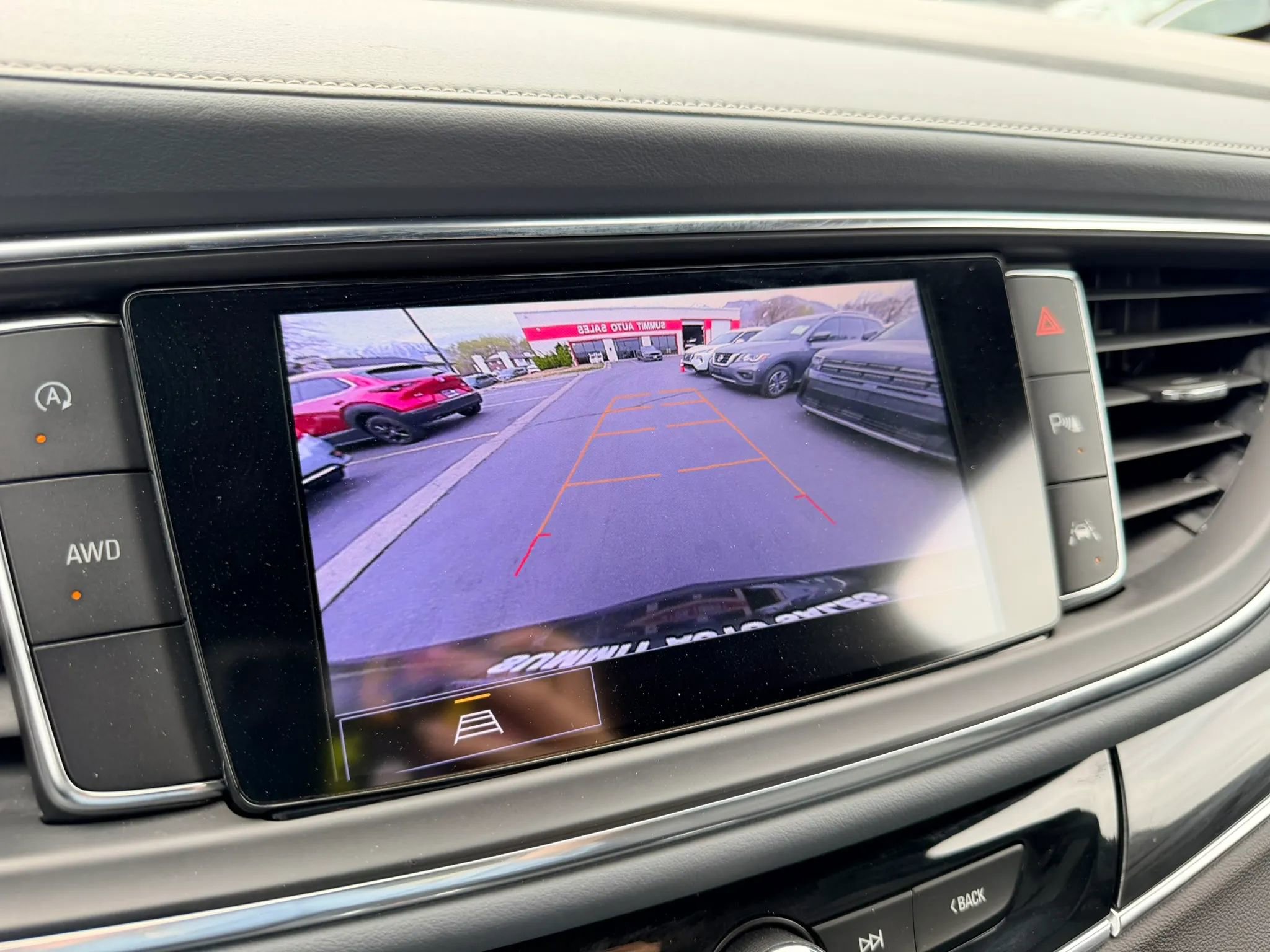 Used 2024 Buick Enclave Essence w/ Sport Touring Edition image 22