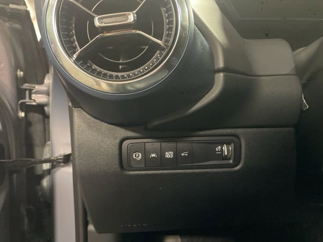 Used 2025 Chevrolet Equinox EV LT w/ Convenience Package image 19