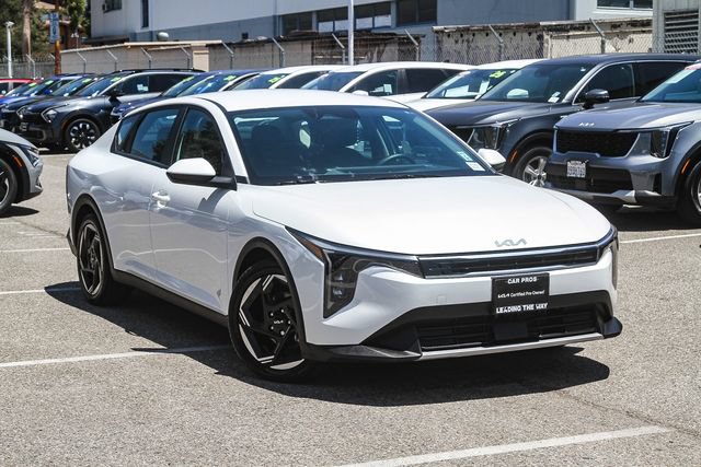 Certified 2025 Kia K4 GT-Line Turbo FWD image 2