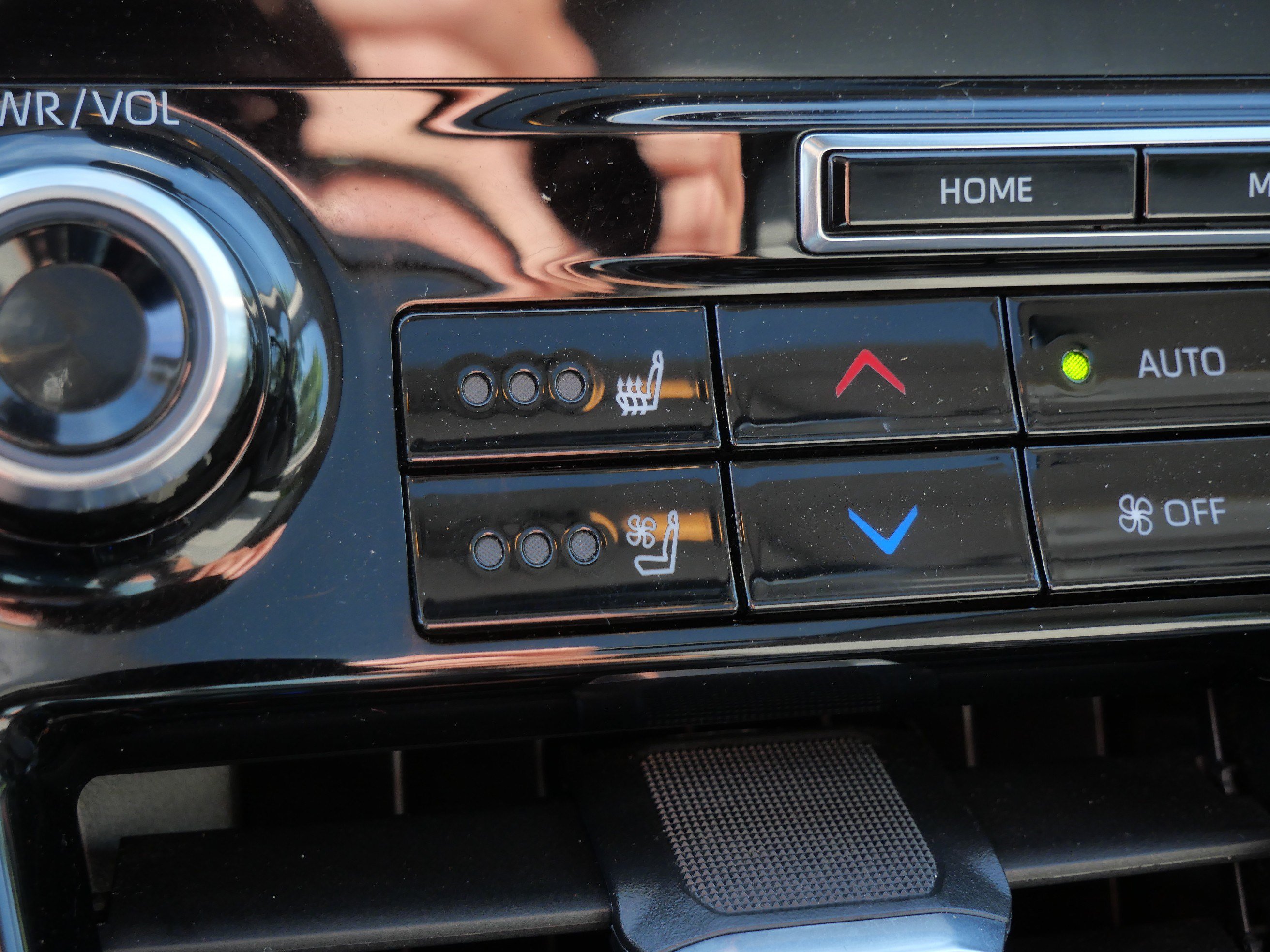 Used 2022 Toyota Highlander Platinum AWD/4WD image 30