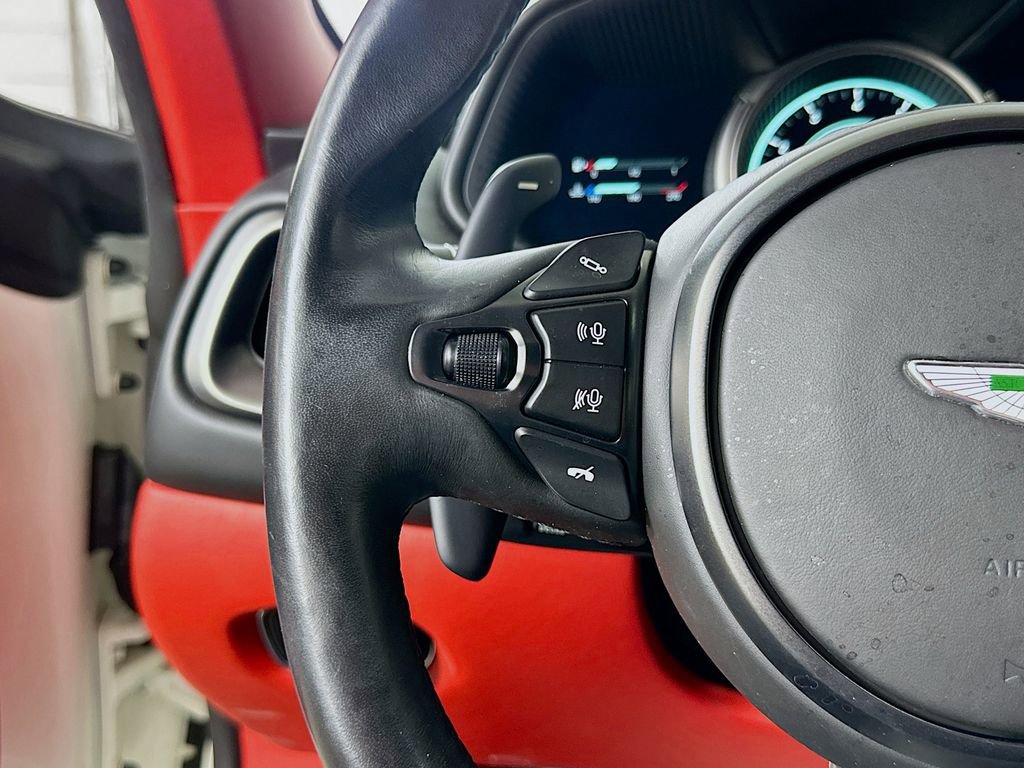 Used 2019 Aston Martin DB11 Volante image 19