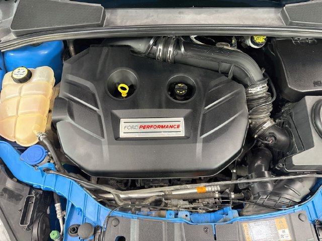 Used 2017 Ford Focus RS AWD/4WD image 31