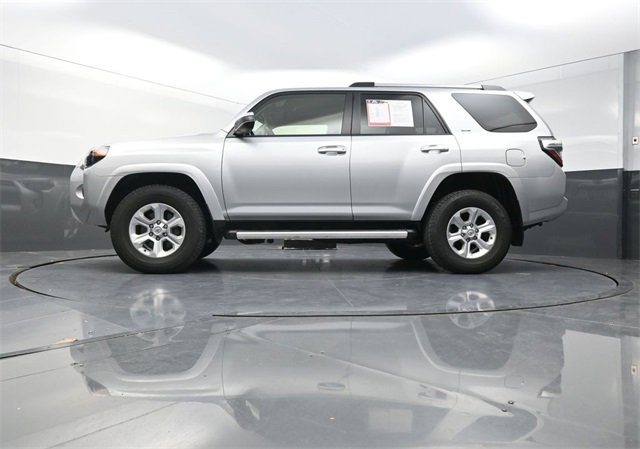 Used 2020 Toyota 4Runner SR5 image 30