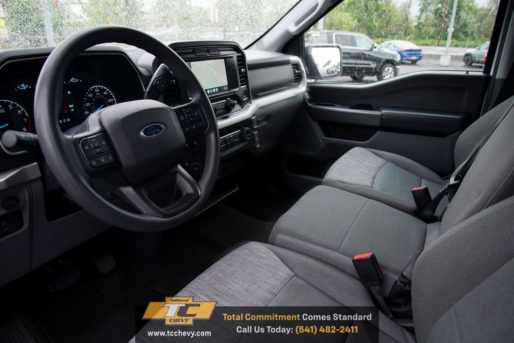 Used 2022 Ford F150 XLT w/ Trailer Tow Package image 9