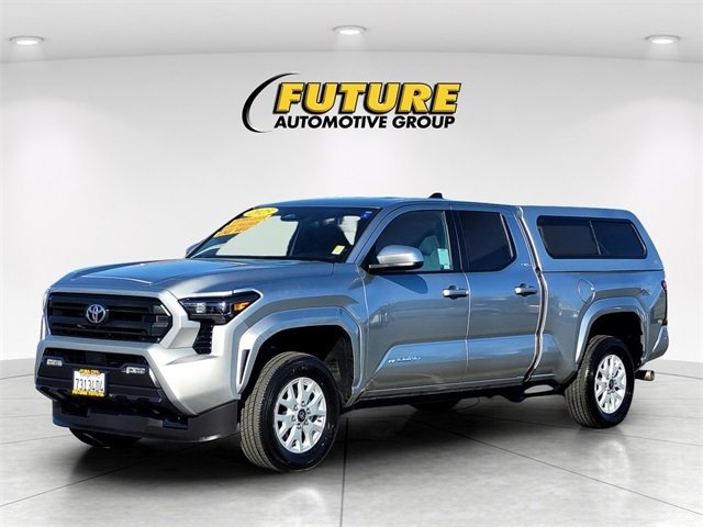 Used 2025 Toyota Tacoma SR5 image 10