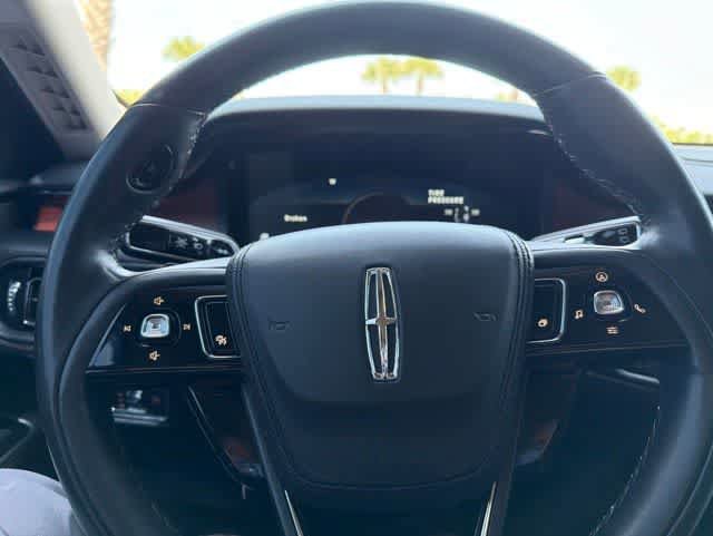Used 2022 Lincoln Aviator Reserve w/ Equipment Group 201A RWD image 28