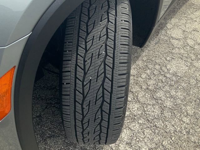 Used 2023 Chevrolet Traverse RS image 11