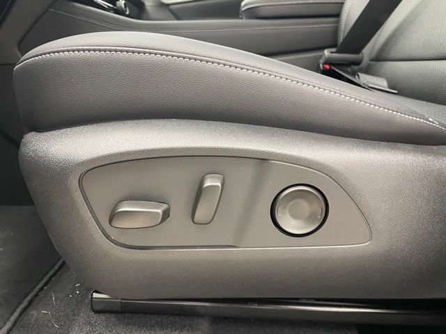 New 2026 Chevrolet Traverse LT AWD/4WD image 9