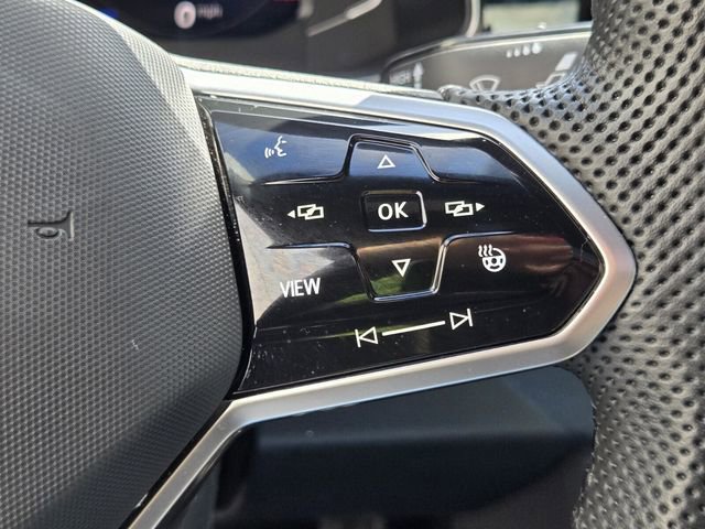 Certified 2025 Volkswagen Jetta GLI Autobahn image 24