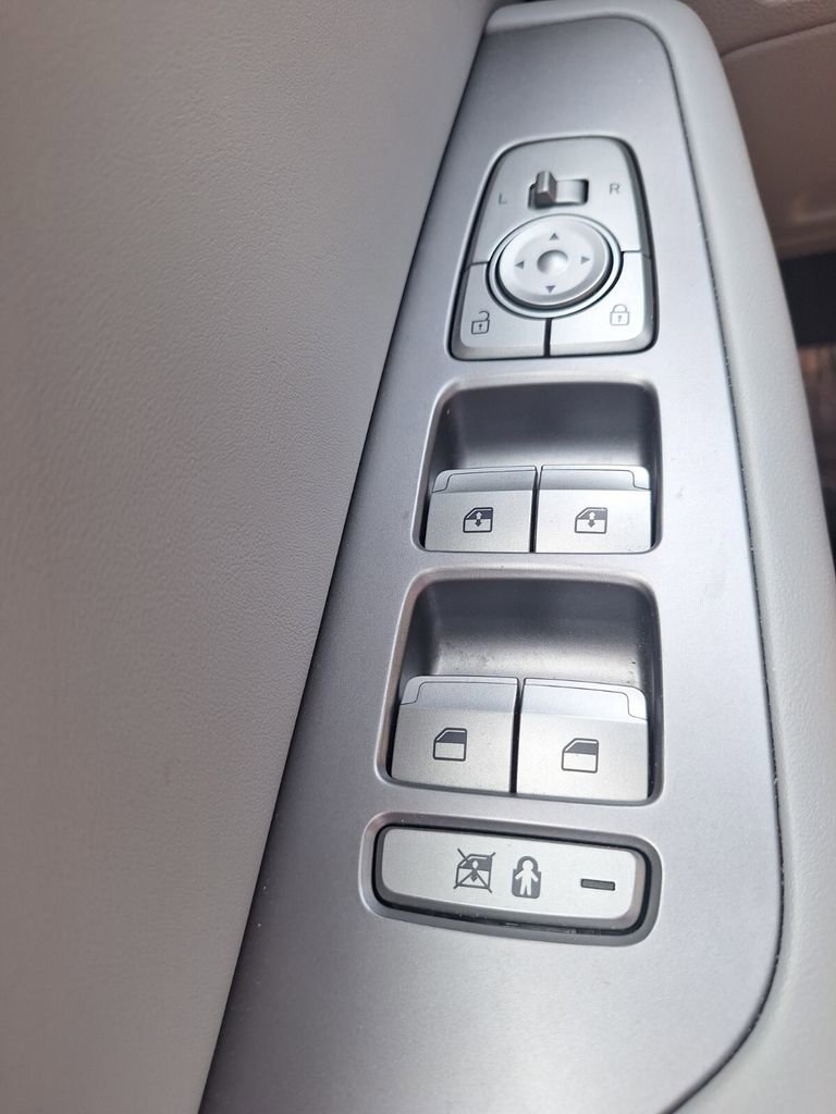 Used 2024 Hyundai Palisade SEL FWD image 20
