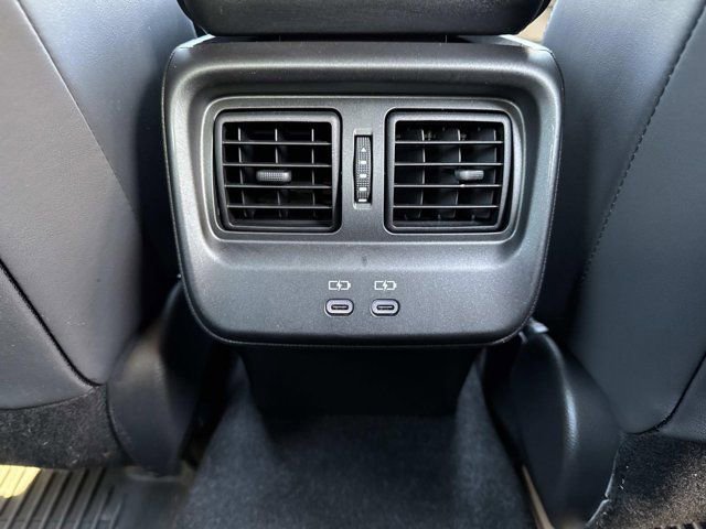 Certified 2023 Toyota Crown Limited image 21