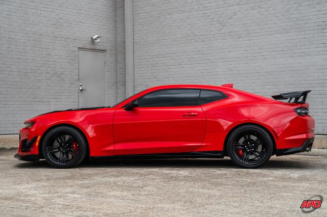 Used 2020 Chevrolet Camaro ZL1 RWD image 51