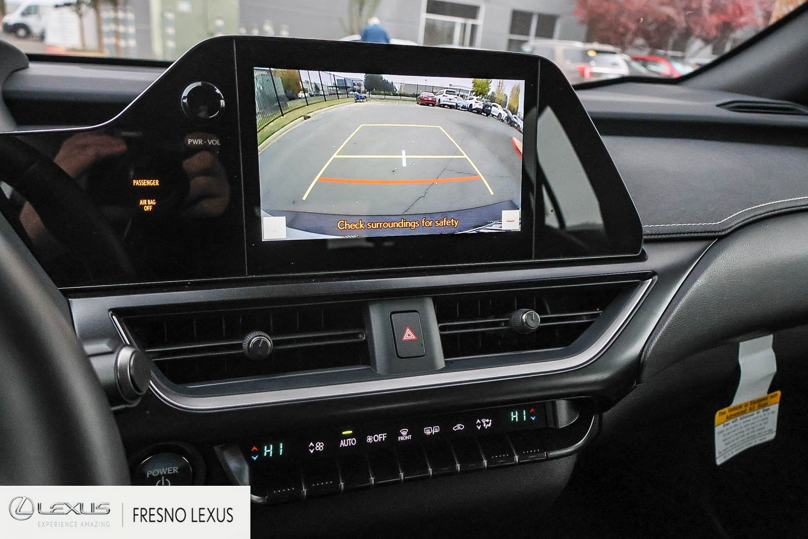 Used 2025 Lexus UX 300h FWD image 25