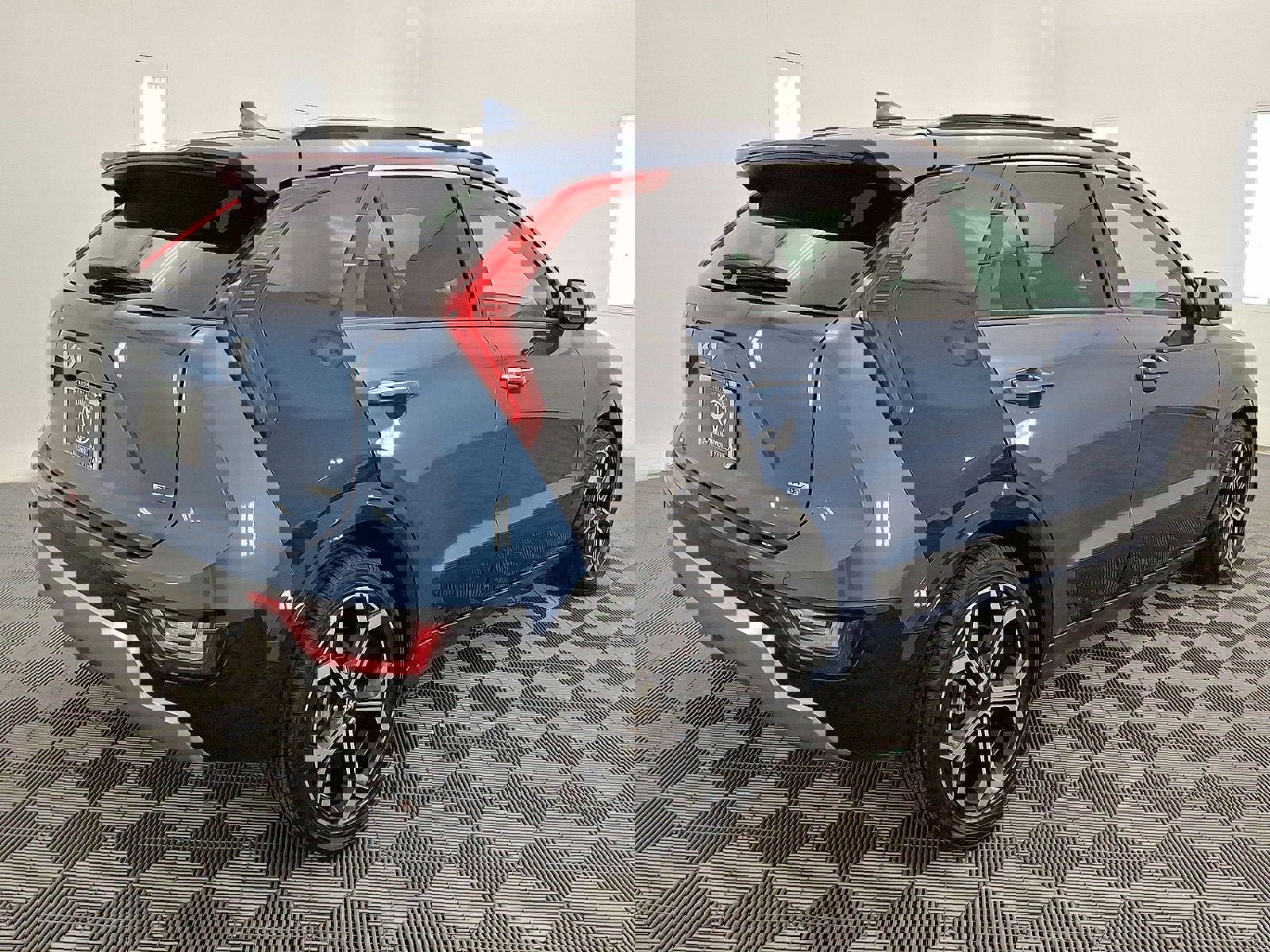 Used 2023 Kia Niro SX Touring image 25