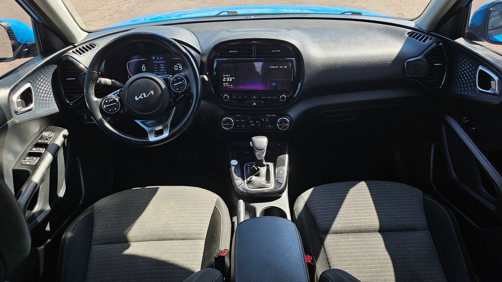 Used 2024 Kia Soul EX FWD image 5