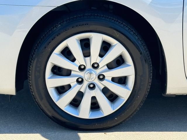 Used 2019 Nissan Sentra S FWD image 5