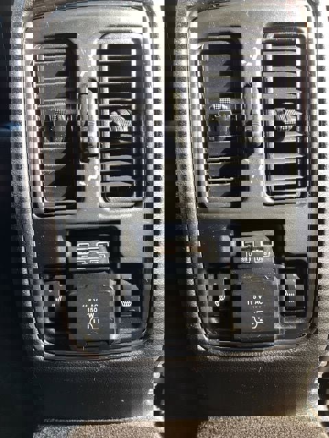 Used 2015 Jeep Grand Cherokee Limited image 15