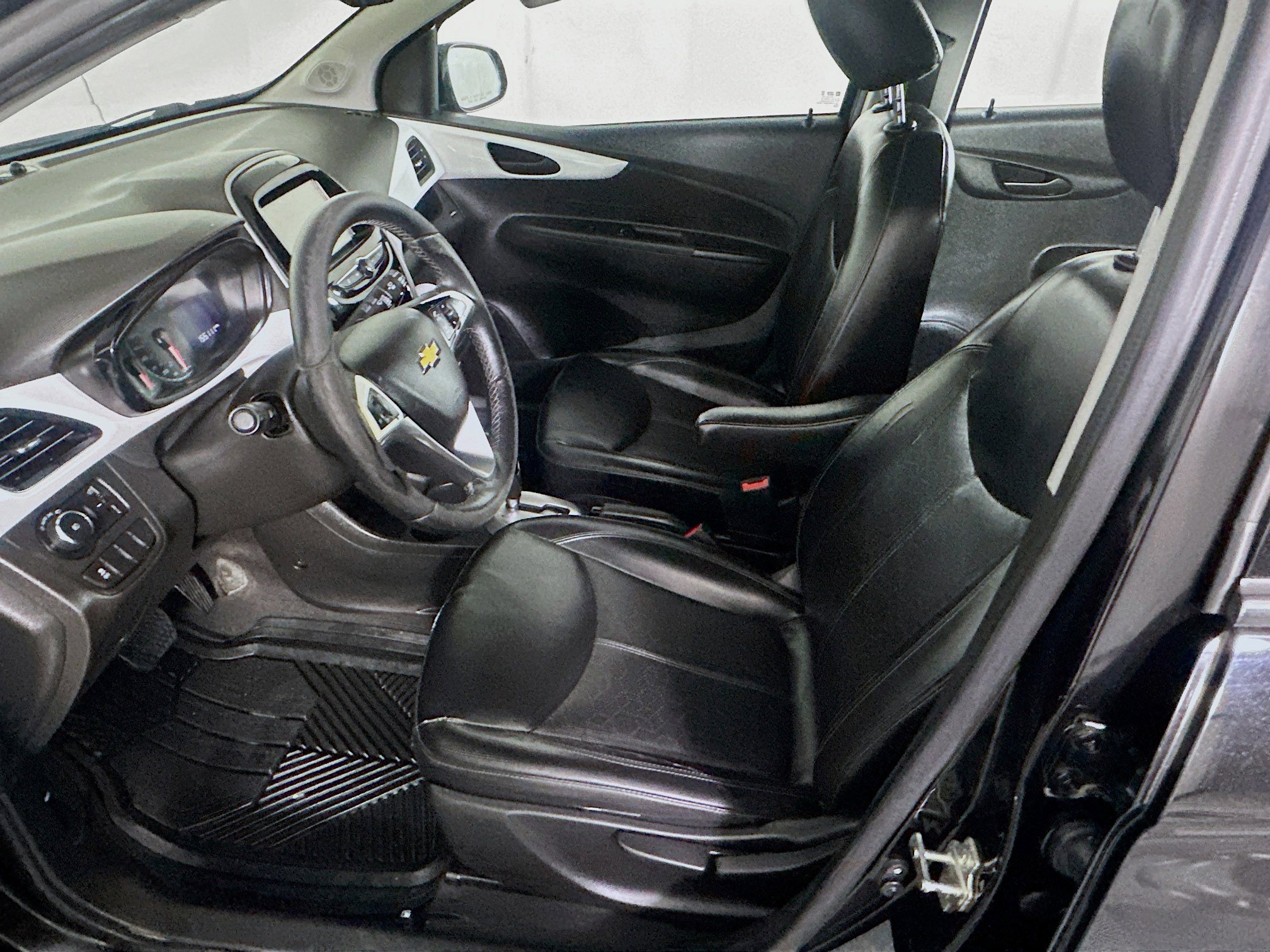 Used 2018 Chevrolet Spark ACTIV image 13