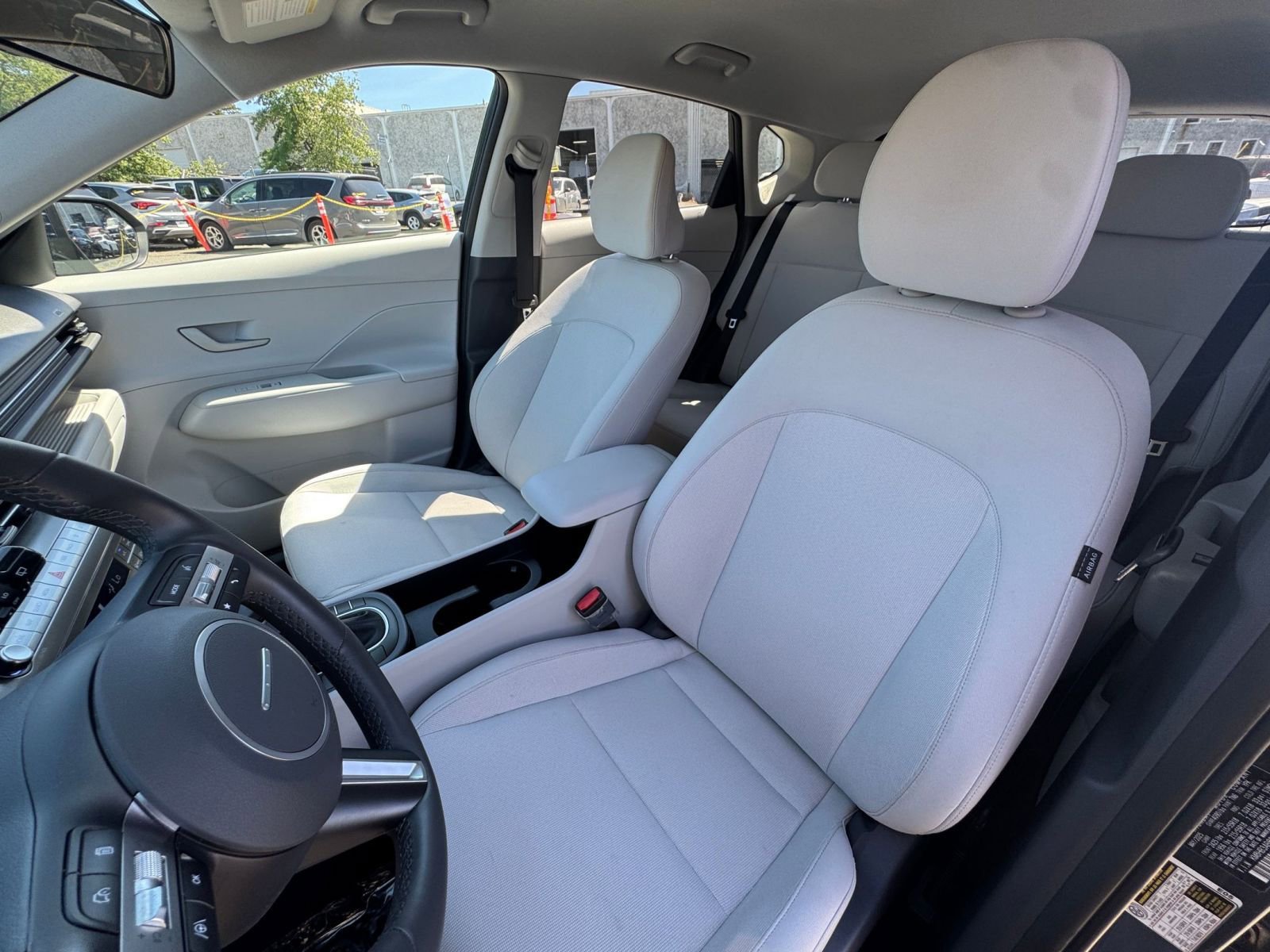 Used 2025 Hyundai Kona SEL image 37