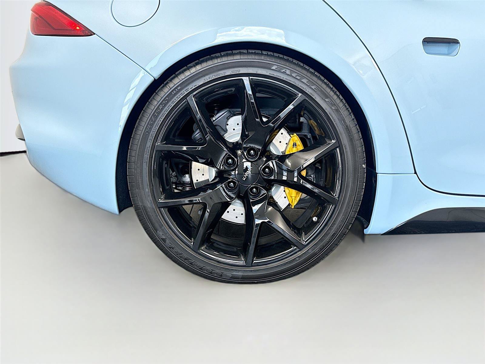 New 2025 Karma Revero Luxury RWD image 36