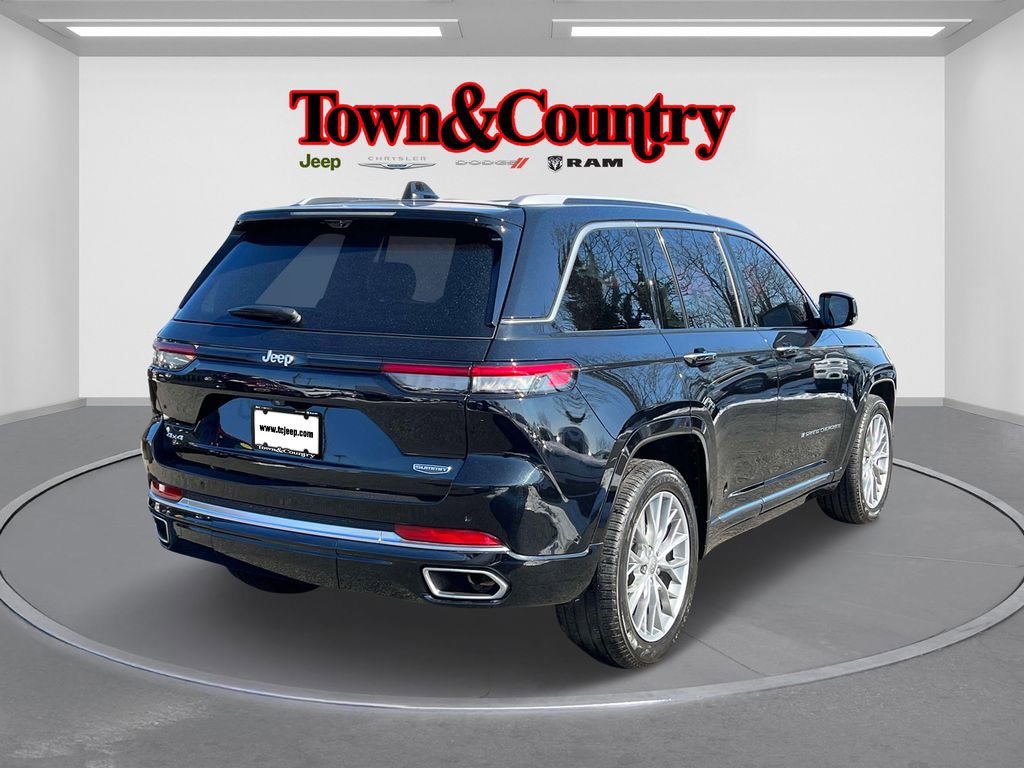 Certified 2023 Jeep Grand Cherokee Summit w/ Adv Protech Group IV image 4