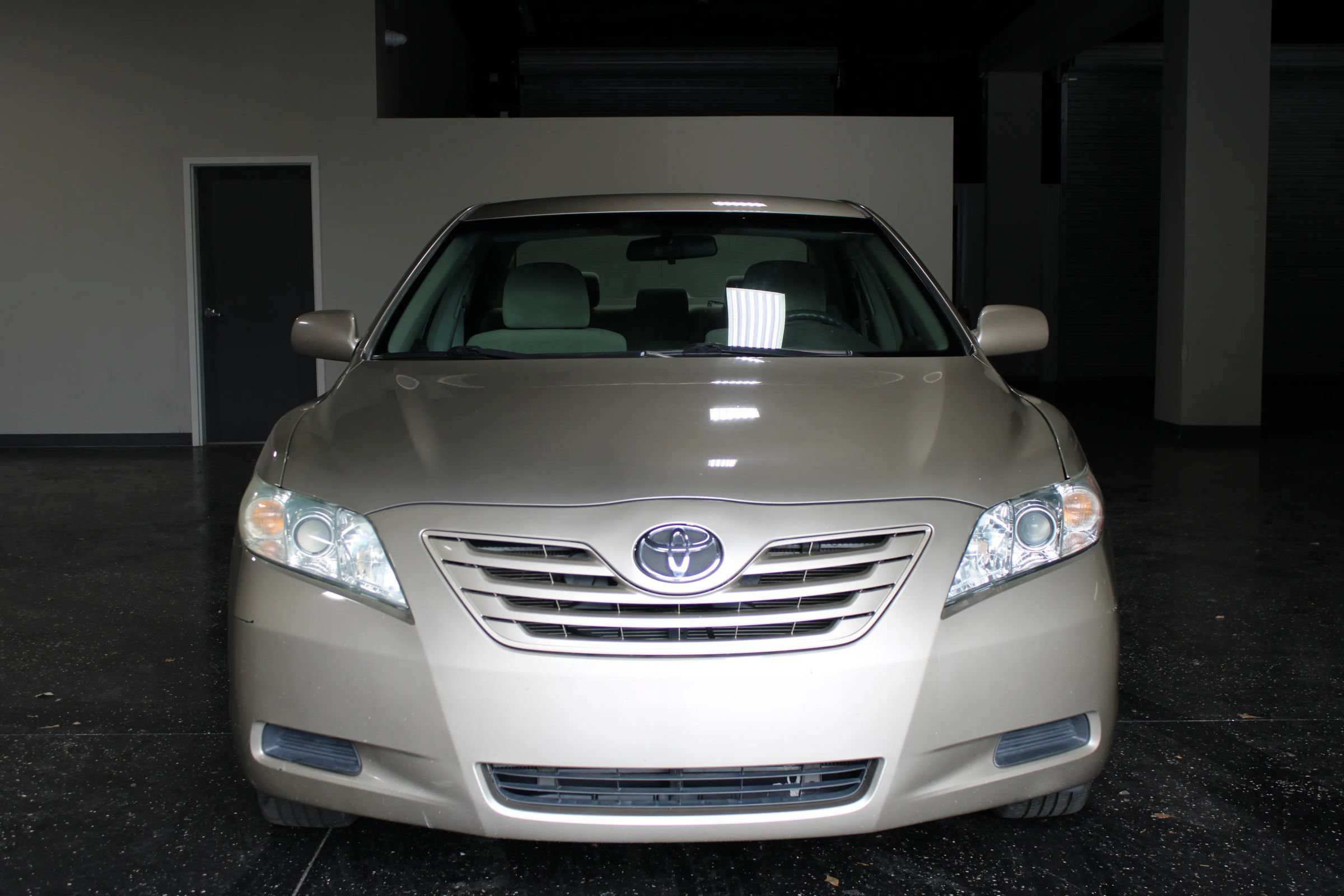 Used 2009 Toyota Camry LE FWD image 7