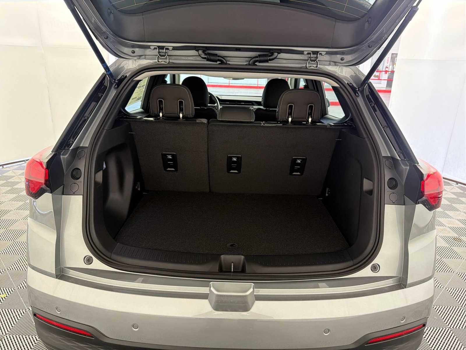 New 2027 Chevrolet Bolt LT FWD image 25