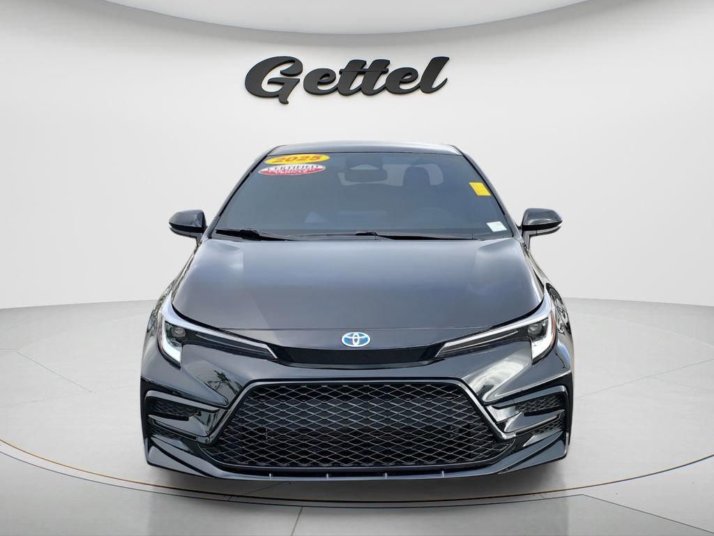 Used 2025 Toyota Corolla SE image 16
