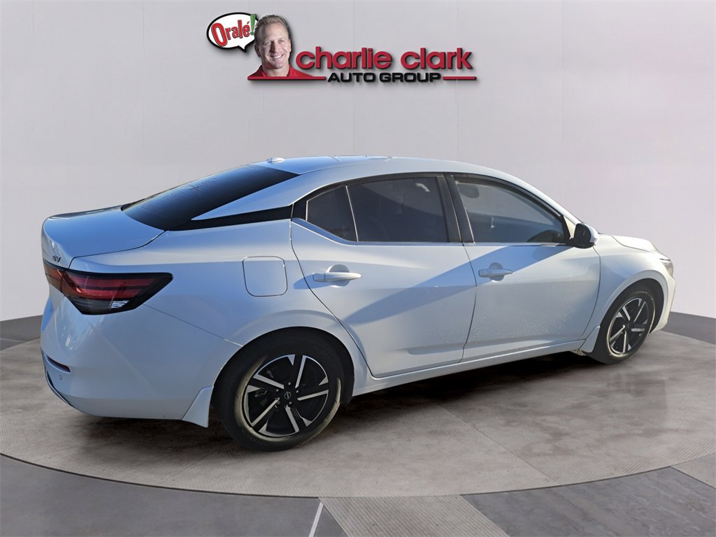 Used 2024 Nissan Sentra SV image 5