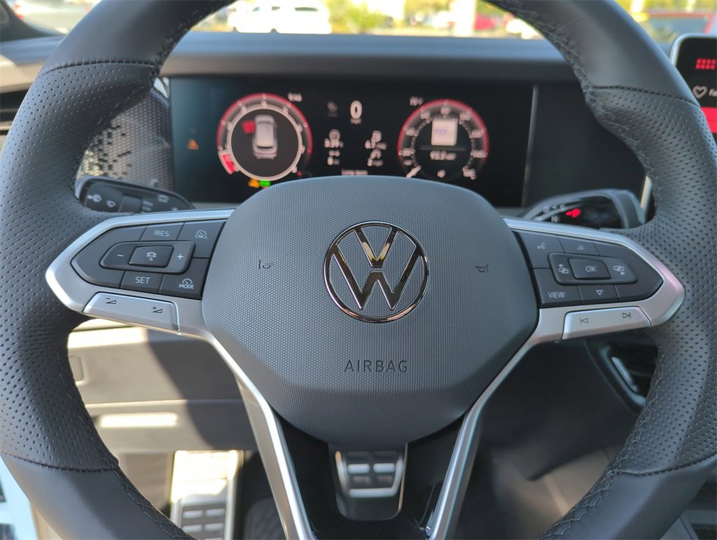 New 2026 Volkswagen Tiguan SE R-Line image 41